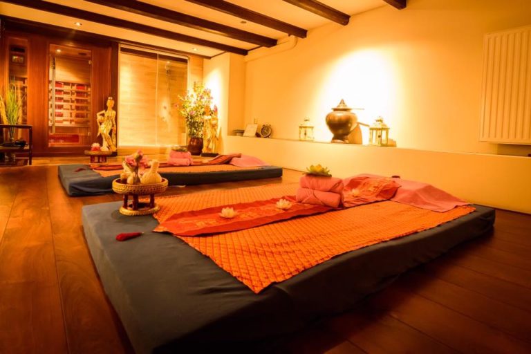 Thaise decoratie in een spa kamer