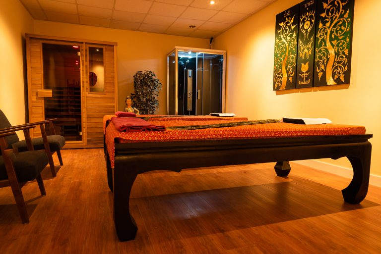 Spa-interieur met rustgevende verlichting