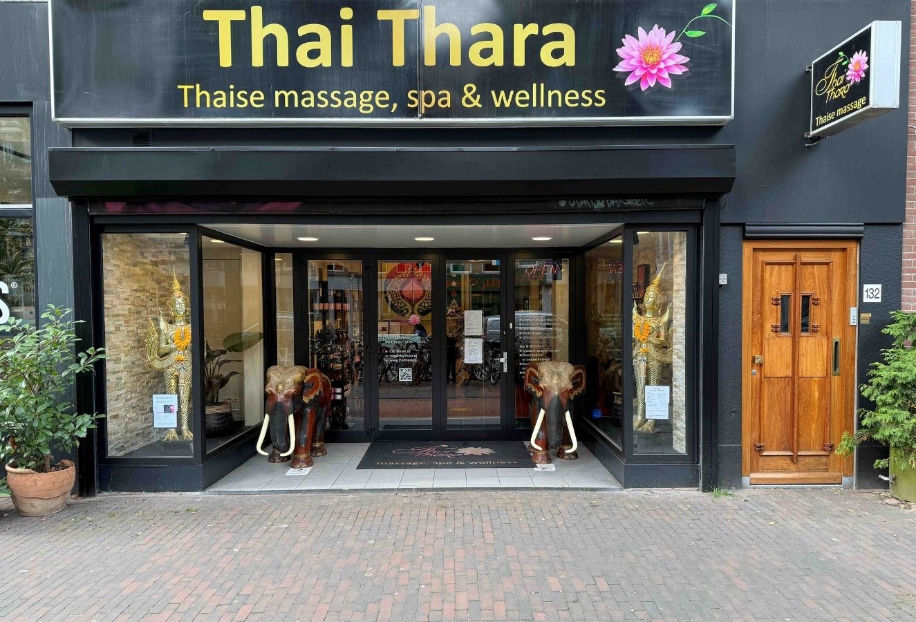 Gevel van Thai Thara Bilderdijkstraat